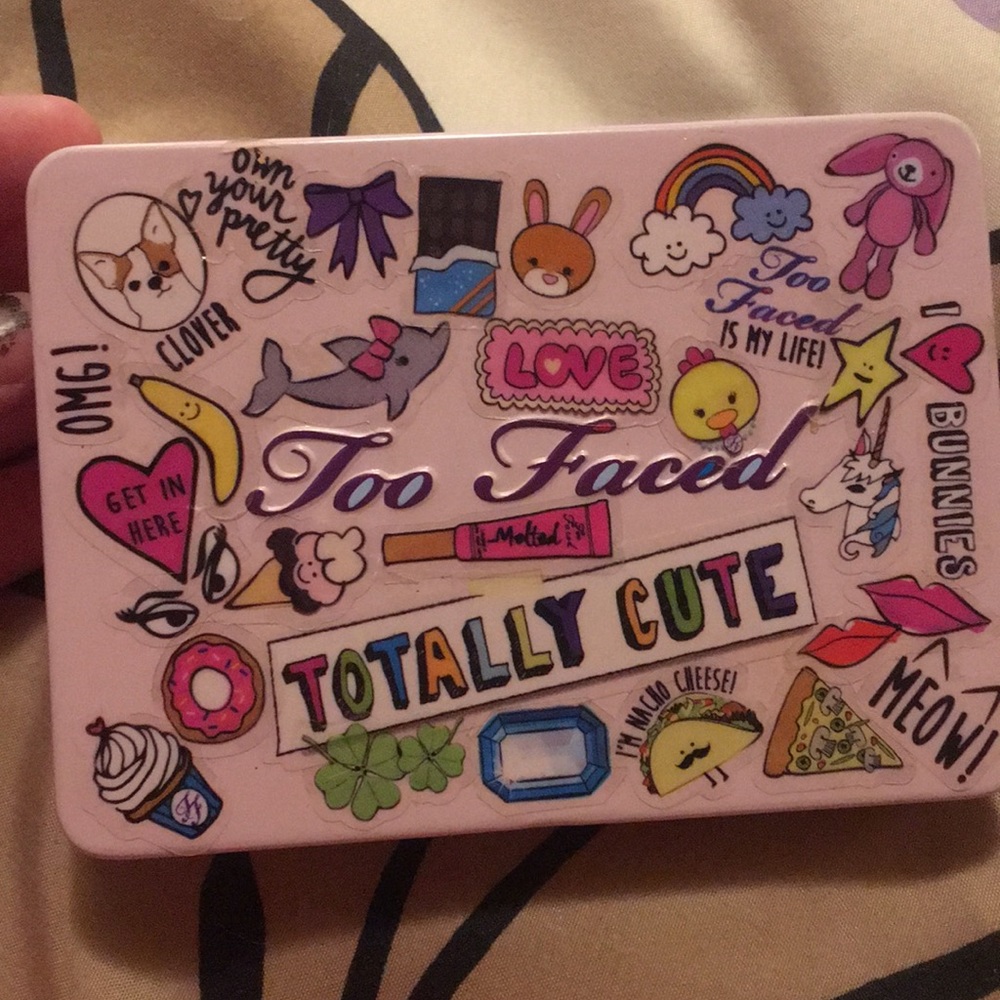 Too Faced Totally Cute Palette